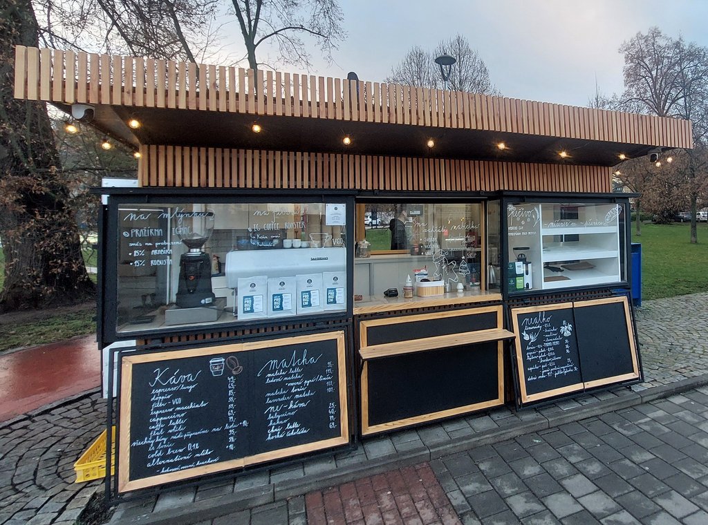 Stánek na Palackého náměstí